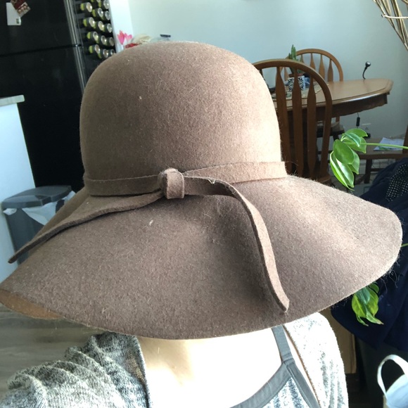 2/70$ Brand new Beautiful felt hat - Picture 5 of 8